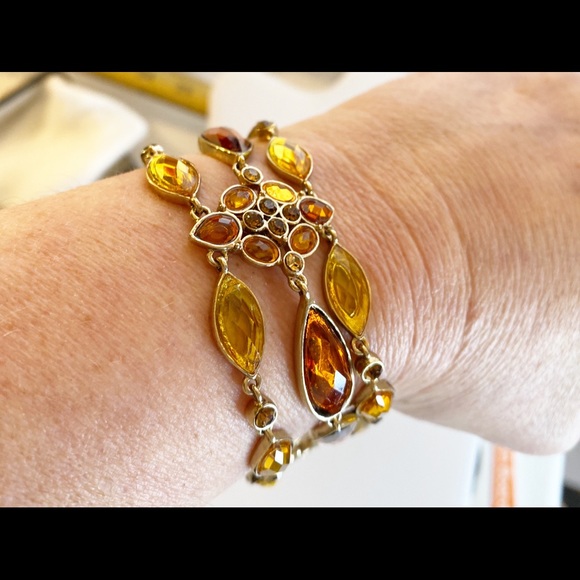 Vintage Costume Bracelet Amber Citrine Color - Picture 2 of 9